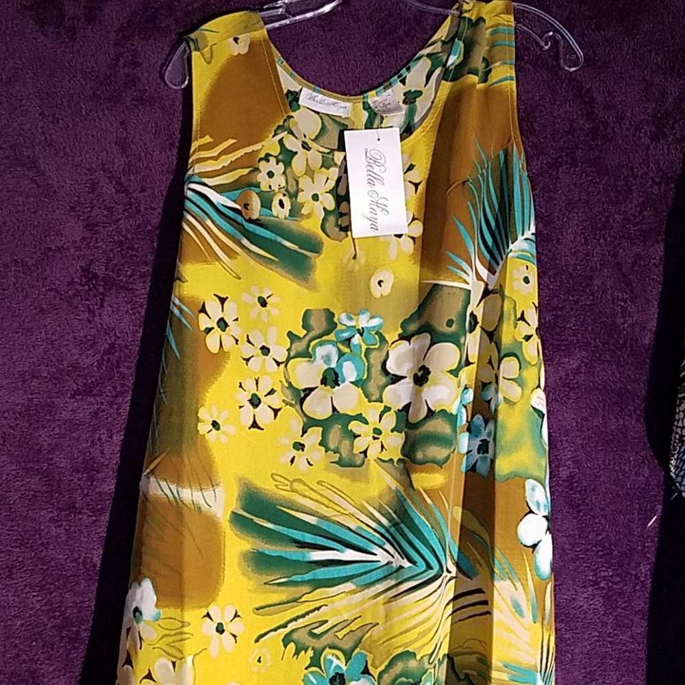Sleeveless summer dress